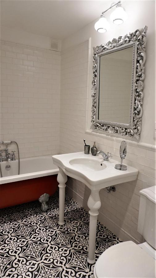 Shabby Chic - Apartment In The Heart Of Vilnius Old Town Eksteriør bilde